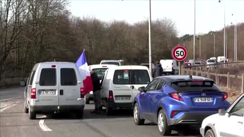 'Freedom Convoy' leaves Paris for Brussels