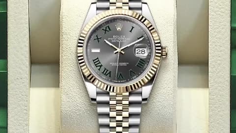 It’s Sophistication O’Clock!⌚️ Rolex Oyster Perpetual Datejust.
