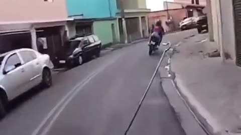 Crazy Motor Pursuit