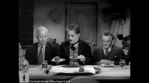 Charlie Chaplin - Pudding Scene - The Great Dictator