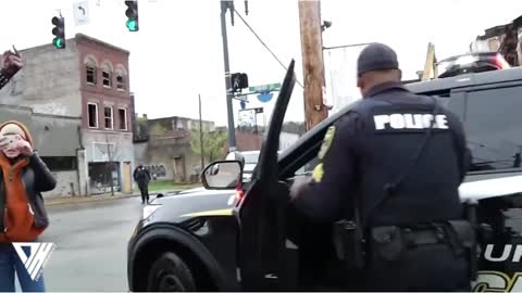 MANUFACTURED COLLAPSE: Black Pittsburgh police officer LAYS OUT a BLM radical