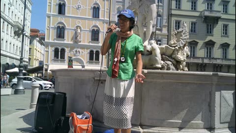 642-Manifestazione Trieste No invio armi Ukraina e raccolta firme referendum.