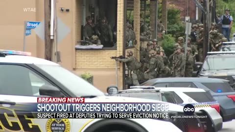 Cops engage in standoff with Gunman in pittsburgh