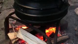 Amazing slow motion footage of a pot on the fire