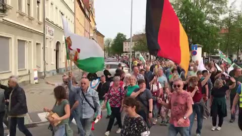 MONTAGSSPAZIERGANG + KFZ - BAUTZEN, 08 04 2024, 166. MAHNWACHE 🕊