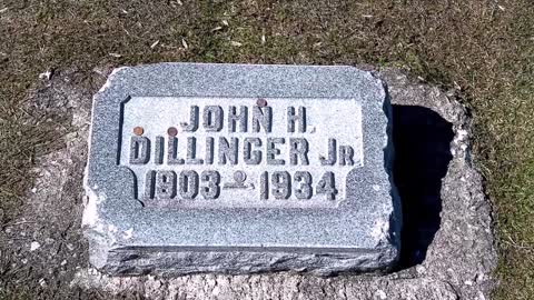 Discovering the John Dillinger Grave at Crown Hill Cemetery, Indianapolis, Indiana