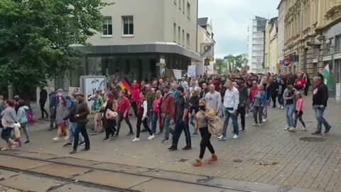 Thousands of Germans Take to the Streets of Plauen in Protest of Sanctions Against Russia and the Cost of Living