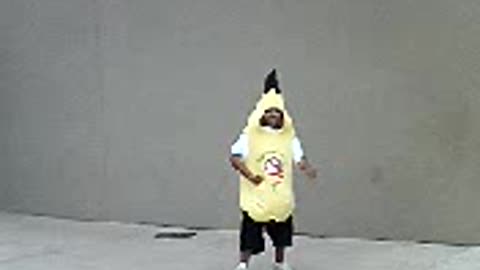 Banana tackle