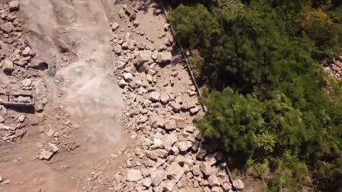 Video: Tras derrumbe en la vía a San Vicente de Chucurí, se espera paso provisional este sábado