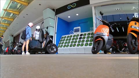 Observing battery swapping for electric scooters 🇹🇼 (2019-05)