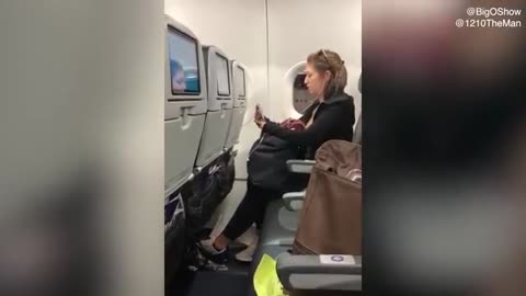 Woman Throws Temper Tantrum on Plane & Gets Kicked Off