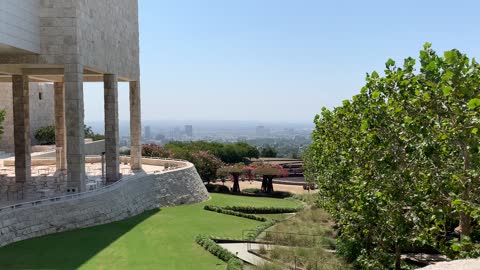 Getty Center 2020 - Central Garden - Video background (HD)