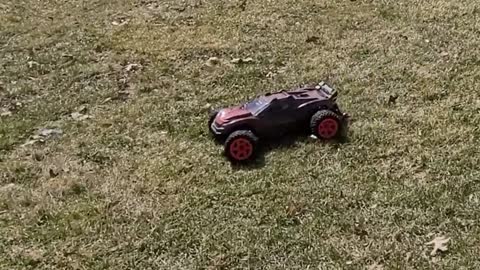 Short - RC cars having some fun in the field