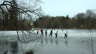 Icehockey on the WEIHER