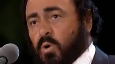 Luciano Pavarotti sings 'Nessun dorma' from Turandot, 1994