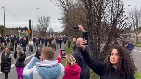 Coolock, Ireland: 'White Supremacists' protesting against a plantation of importees in their town.