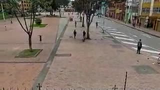 Video: Fuerte enfrentamiento generó pánico en pleno Centro de Bogotá