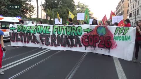 LIVE: Rome / Italy - Protesters rally at the start of G20 leaders summit - 30.10.2021